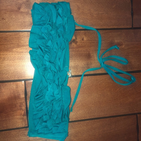 Teal ruffle bikini top - Picture 1 of 1